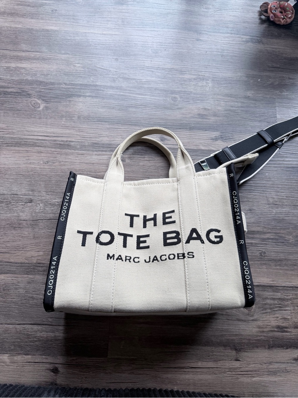 Marc Jacobs Cream Canvas Tote Bag with Black Logo